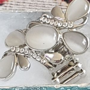 Stylish white and silver ring